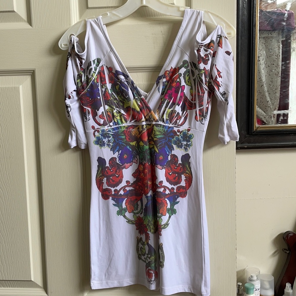 Pre owned Body Central Medium Shoulder less Top